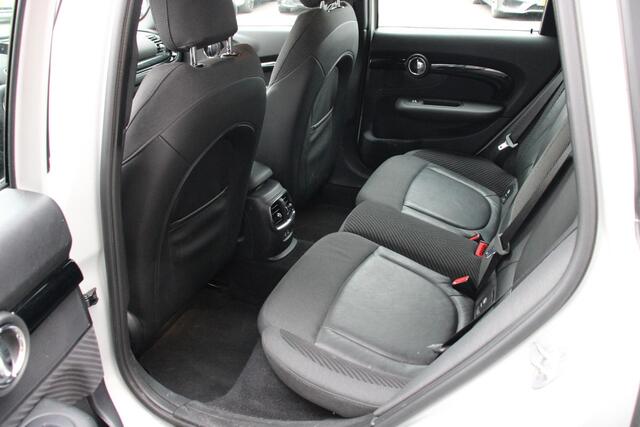 Mini COOPER CLUBMAN 1.5 Business Edition 54DKM, LED, NAVI, CLIMA, KEYLESS