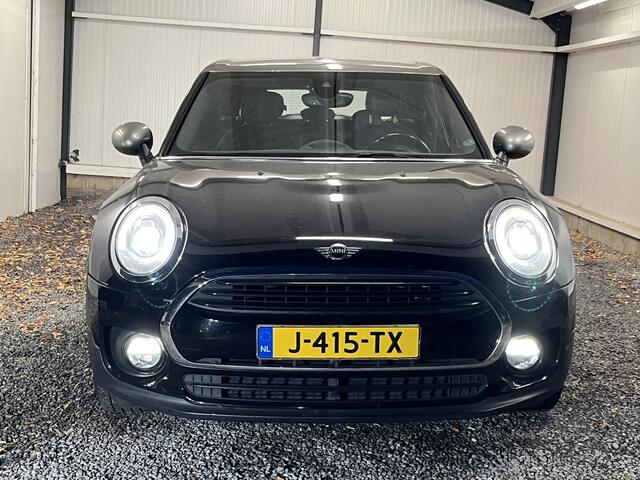 Mini COOPER CLUBMAN 1.5 Chili Serious Business 4-2017 *NAVI LEDER ST.VERW LED CRUISE 18''LMV..