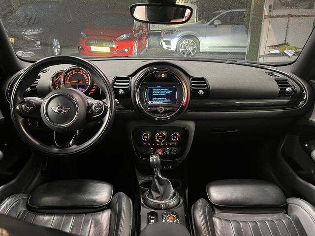 Mini COOPER CLUBMAN 1.5 Chili Serious Business 4-2017 *NAVI LEDER ST.VERW LED CRUISE 18''LMV..