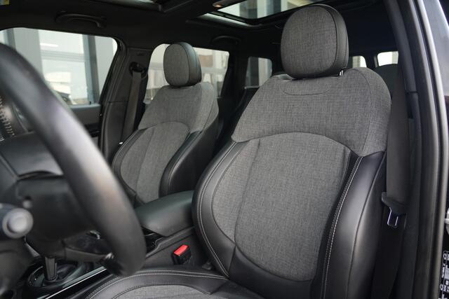 Mini COOPER CLUBMAN 1.5 Chili 136pk Panoramadak/HarmanKardon/Navigatie