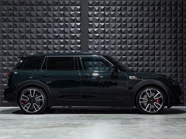 Mini COOPER CLUBMAN 2.0 JCW ALL4 John Works | Pano | 19"| HUD | H/K | JCW Stoelen | Rebel Green | Camera |