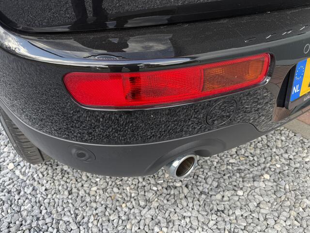 Mini COOPER CLUBMAN 1.5 Business Edition 6-drs
