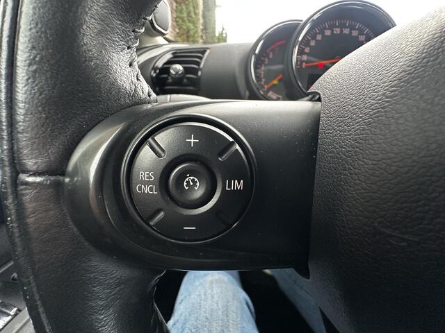 Mini COOPER CLUBMAN 1.5 Pepper Serious Business