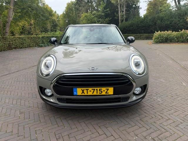 Mini COOPER CLUBMAN 1.5 Pepper Automaat Halfleer/Stoelverwarming/Navigatie/Cruise