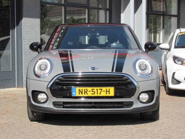 Mini COOPER CLUBMAN 1.5 Business | Clima-Airco | Cruise control | Stoelverwarming | 6-Bak | Navigatie | Parkeersensoren |