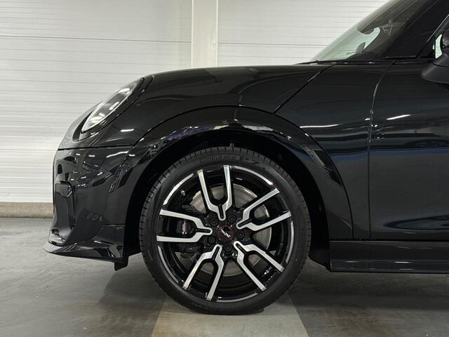 Mini COOPER S | John Cooper Works Trim | Pakket XL | 18" John Cooper Works Lap Spoke two-tone