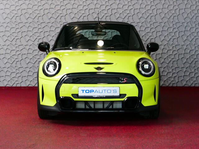 Mini COOPER S Mini Cabrio 2.0 180PK ESSENTIAL BLACK PACK LEER CARPLAY LED STOELVERW. 09/2023