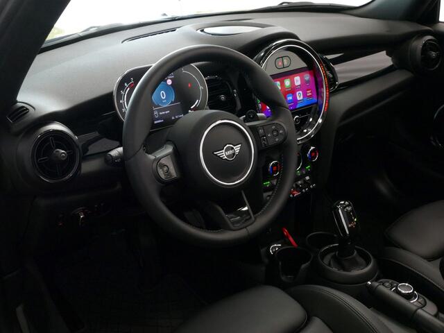 Mini COOPER S Mini Cabrio 2.0 180PK ESSENTIAL BLACK PACK LEER CARPLAY LED STOELVERW. 09/2023
