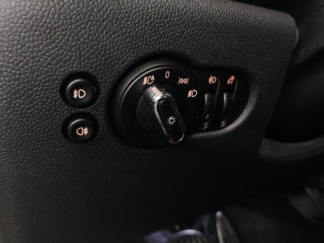 Mini COOPER S 2.0 Chili I OP AFSPRAAK I JCW Pakket I LED I Union Jack I Apple Carplay I PDC V&A I NL-Auto I