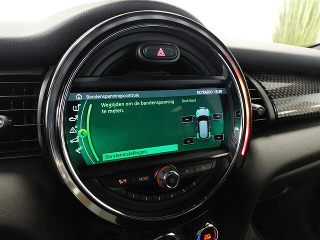Mini COOPER S 2.0 Chili I OP AFSPRAAK I JCW Pakket I LED I Union Jack I Apple Carplay I PDC V&A I NL-Auto I