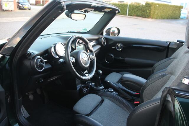 Mini COOPER S Mini Cabrio 2.0 Chili Serious Business ?Camera?Luxe stoelen?Rijklaar?