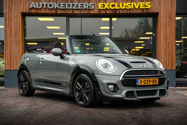 Mini COOPER S Cabrio 2.0 Chili JCW Xenon Leer Alcantara Navigatie Cruise PDC Stoelverw.