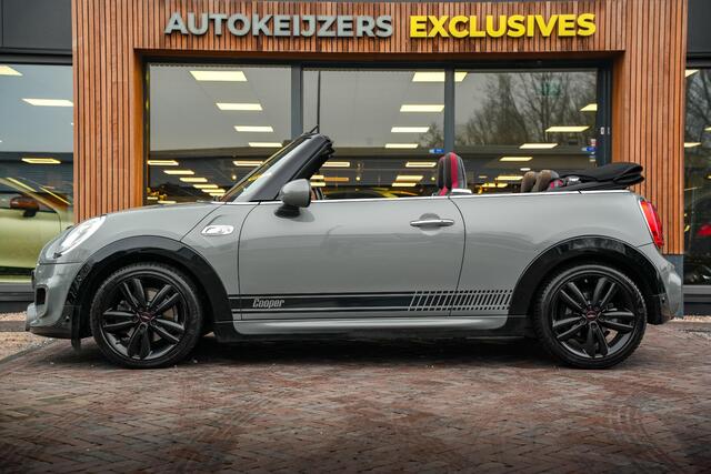 Mini COOPER S Cabrio 2.0 Chili JCW Xenon Leer Alcantara Navigatie Cruise PDC Stoelverw.