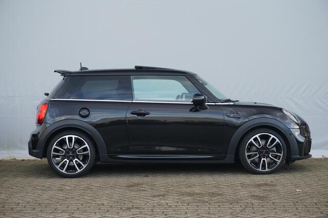 Mini COOPER S 3-Deurs Rockingham GT Edition 18'' LM Velgen / Schuif- kanteldak / Head up display /