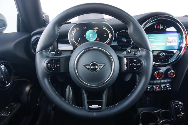 Mini COOPER S 3-Deurs Rockingham GT Edition 18'' LM Velgen / Schuif- kanteldak / Head up display /
