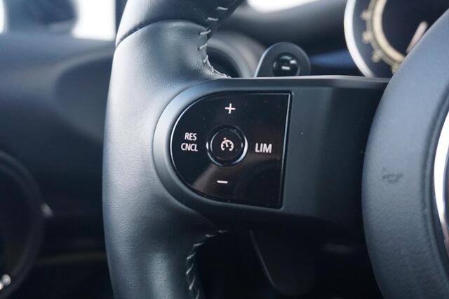 Mini COOPER S 3-Deurs Rockingham GT Edition 18'' LM Velgen / Schuif- kanteldak / Head up display /