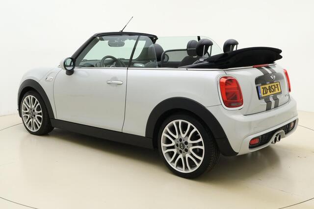 Mini COOPER S Mini Cabrio 2.0 Chili Serious Business Cabriolet Automaat | Navigatie | Climate control | Stoelverwarming | Keyless start | Lederen bekleding | Lichtmetalen velgen