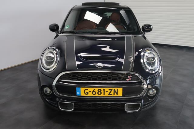 Mini COOPER S 2.0 60 Years Editie | Panorama | Automaat