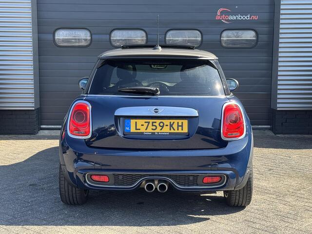 Mini COOPER S Mini 2.0 Chili Serious Business | Panoramadak | Navigatie | Lederen Bekleding | Climate Control |