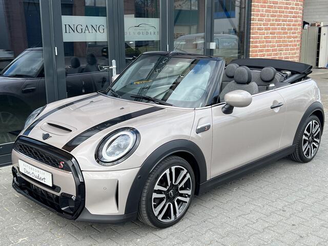 Mini COOPER S Mini Cabrio 2.0 Classic AUT. APPLE CARPLAY / CAMERA / ROOFTOP