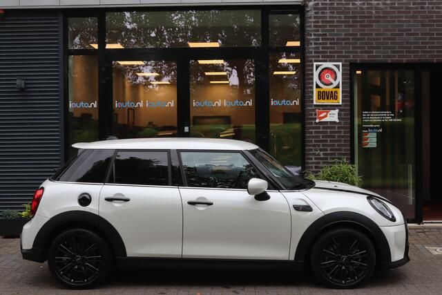Mini COOPER S Mini 2.0 178PK Aut. LED/Navi +/Keyless/Camera/Virtual Cockpit/Apple CarPlay/DAB