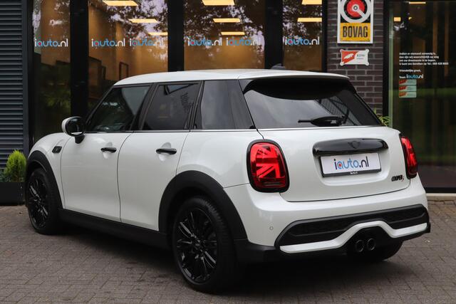Mini COOPER S Mini 2.0 178PK Aut. LED/Navi +/Keyless/Camera/Virtual Cockpit/Apple CarPlay/DAB