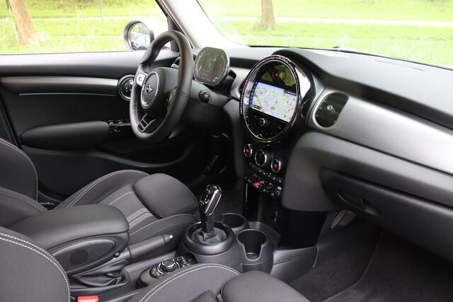 Mini COOPER S Mini 2.0 178PK Aut. LED/Navi +/Keyless/Camera/Virtual Cockpit/Apple CarPlay/DAB