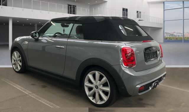 Mini COOPER S Mini Cabrio 2.0 Leder/Stoelverwarming/2 sets velgen.