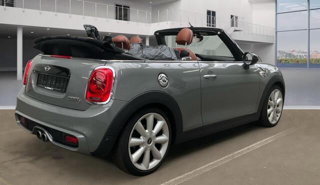 Mini COOPER S Mini Cabrio 2.0 Leder/Stoelverwarming/2 sets velgen.