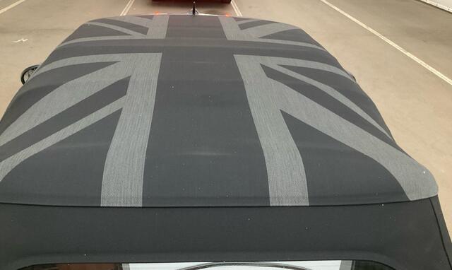 Mini COOPER S Mini Cabrio 2.0 Leder/Stoelverwarming/2 sets velgen.