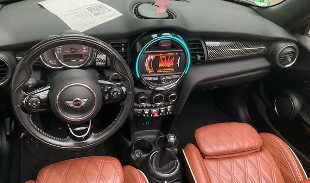 Mini COOPER S Mini Cabrio 2.0 Leder/Stoelverwarming/2 sets velgen.