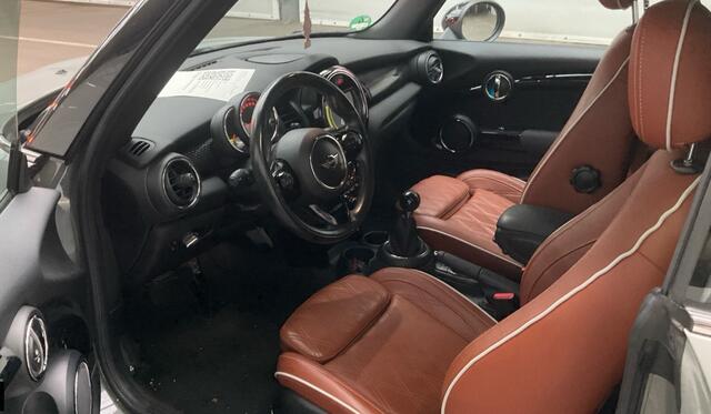 Mini COOPER S Mini Cabrio 2.0 Leder/Stoelverwarming/2 sets velgen.