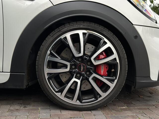 Mini COOPER S Mini 2.0 Rockingham GT Edition JCW Panorama dak Sportuitlaat Kuipstoelen Keyless Led Carbon