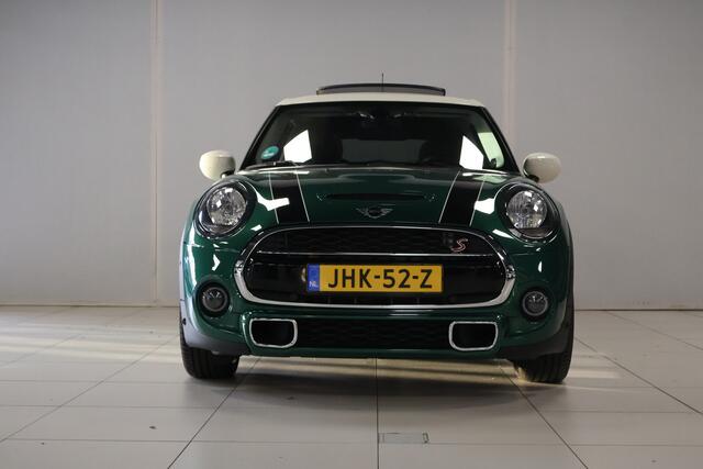 Mini COOPER S Mini 2.0 60 Years Edition | Panoramadak | Harman Kardon | Stoelverwarming | Leer