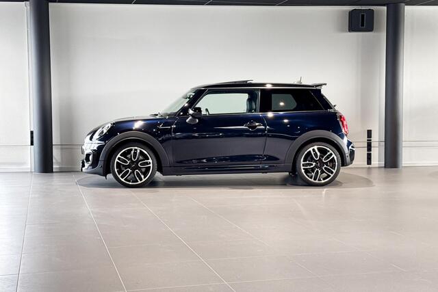 Mini COOPER S 3-Deurs 2.0 Hammersmith | JCW | Glazen Panoramadak | Harman Kardon | Stoelverwarming |
