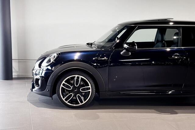 Mini COOPER S 3-Deurs 2.0 Hammersmith | JCW | Glazen Panoramadak | Harman Kardon | Stoelverwarming |