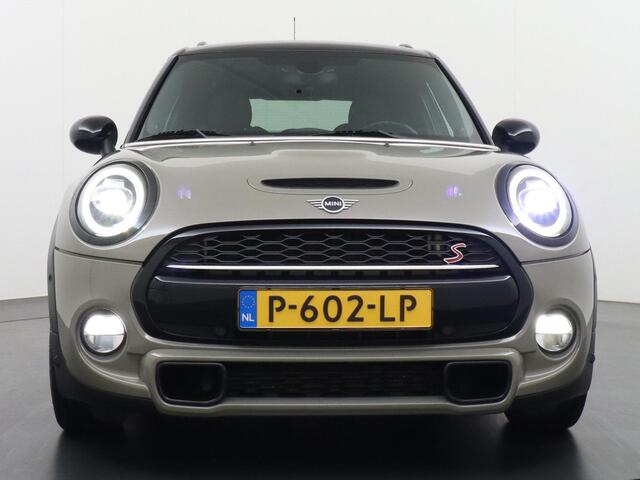 Mini COOPER S Mini 2.0 Chili 191PK | Emerald Grey Metallic | Harman Kardon | Parkeersensoren | Full led | CLIMA | Rijklaar met 12 maanden BOVAG-garantie
