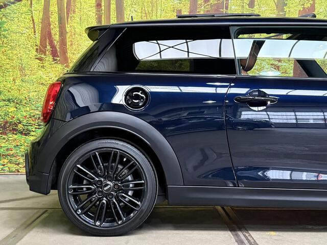 Mini COOPER S 2.0 178 PK Automaat 3-Deurs LCI Facelift Leder Sportstoelen Panodak LED Head Up Keyless Camera Navi Harman Kardon