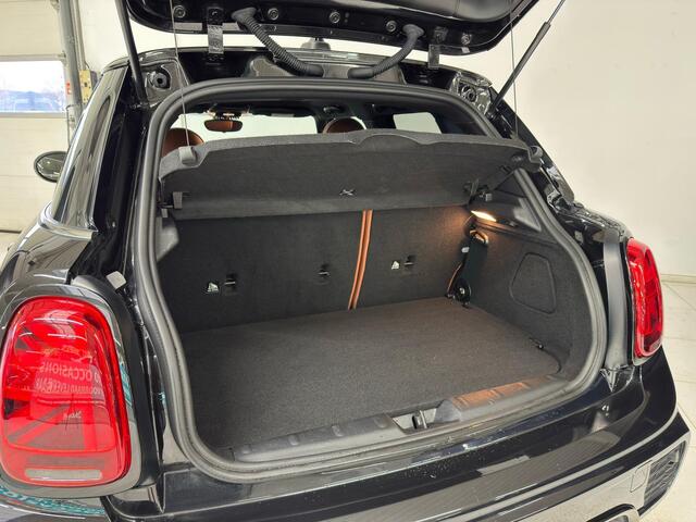 Mini COOPER S Mini 2.0 Hammersmith | Panoramadak | Apple Carplay / Android Auto | Navigatie | Parkeersensoren achter | Dealer onderhouden