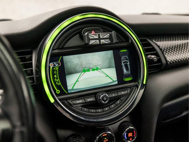 Mini COOPER S 2.0 Cooper S Delaney 192Pk (PANORAMADAK, GROOT NAVI, CAMERA, LEDER, STOELVERWARMING, SPORTSTOELEN, LED KOPLAMPEN, GETINT GLAS, KEYLESS, CRUISE, NIEUWSTAAT)