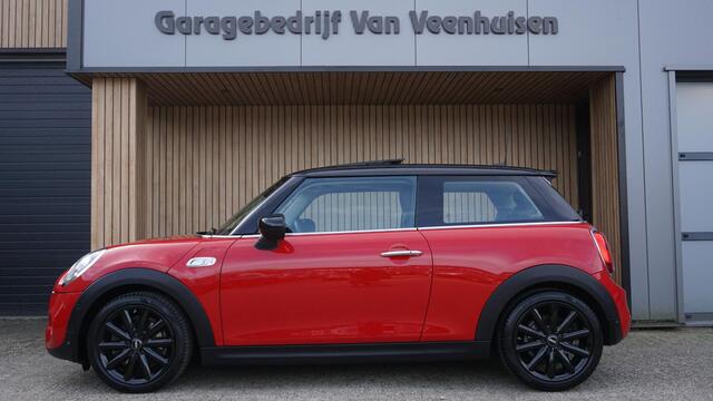 Mini COOPER S 2.0 192pk 3Drs Chili Pano.Dak H&K Leder 17inch LM LED Keyless *NL auto* 48960km!