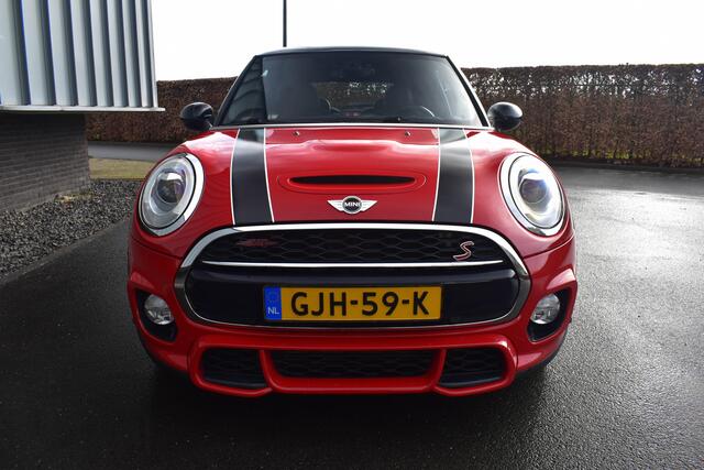 Mini COOPER S Mini 2.0 Chili Serious Business | Navi Prof | Camera | Leder | Stoelverwarming
