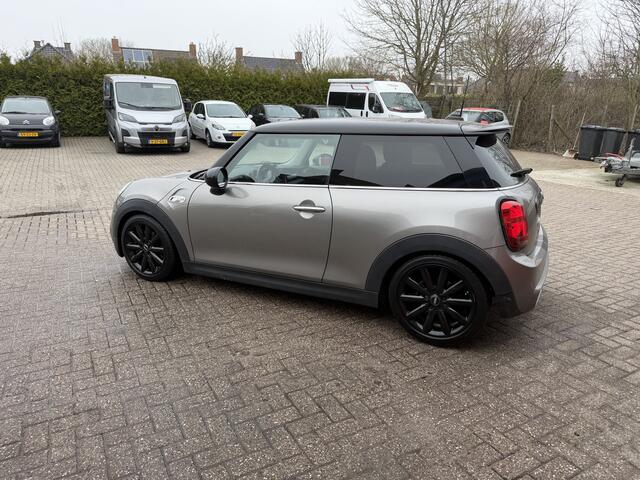 Mini COOPER S Mini 2.0 192 PK | Chili | Navigatie | Climate Control | Super netjes ! |