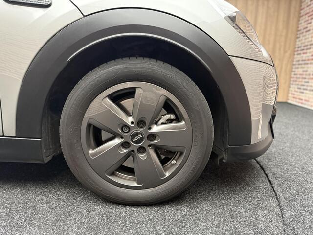 Mini COOPER S Mini 2.0 Essential Garantie tot 11-2027 | Dealer | Camera | Stoelverwarming (verkoper niet te pakken te krijgen JSF22R zelfde)