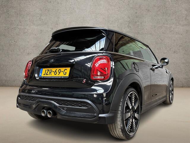 Mini COOPER S 2.0 Full Option 164Pk Automaat (PANORAMADAK, YOUNIQUE TRIM, VIRTUAL COCKPIT, APPLE CARPLAY, GROOT NAVI, CAMERA, LEDER, HARMAN/KARDON, SPORTSTOELEN, STOELVERWARMING, ADAPTIVE CRUISE, GETINT GLAS, NIEUWSTAAT)