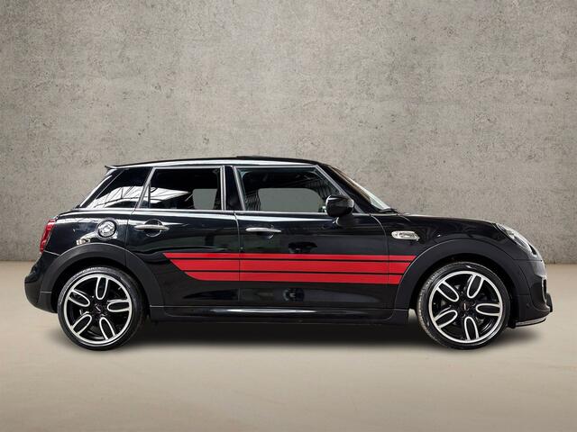 Mini COOPER S Mini 2.0 Chili 192Pk (PANORAMADAK, KUIPSTOELEN, NAVIGATIE, ALCANTARA, ZWART HEMEL, PARKEERSENSOREN, LED KOPLAMPEN, NIEUWE APK, NIEUWSTAAT)