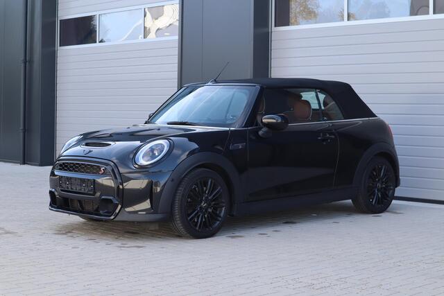 Mini COOPER S Cabrio | Classic | Harman Kardon | Bruin int.