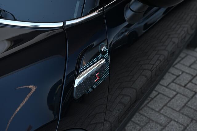 Mini COOPER S Cabrio Automaat / Sportstoelen / Comfort Access / Achteruitrijcamera / Head-Up / Stoelverwarming / Adaptieve LED / Cruise Control