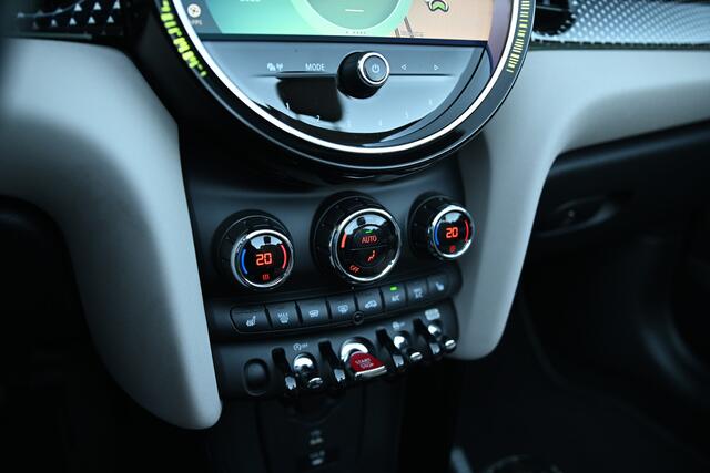 Mini COOPER S Cabrio Automaat / Sportstoelen / Comfort Access / Achteruitrijcamera / Head-Up / Stoelverwarming / Adaptieve LED / Cruise Control