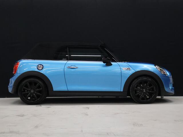 Mini COOPER S Mini Cabrio 2.0 Chili Serious Business [HARMAN/KARDON, HEAD-UP, SFEERVERLICHTING, STOELVERWARMING, CAMERA, PDC V+A, VOL LEDER, CRUISE, BLUETOOTH, CLIMATE, NIEUWSTAAT]